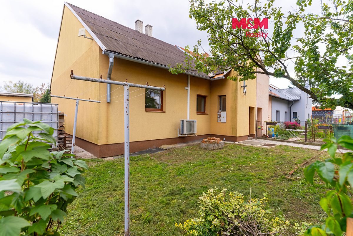 Prodej rodinného domu 115 m², pozemek 330 m²